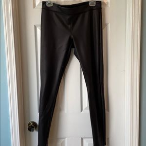NWOT-Faux leather leggings